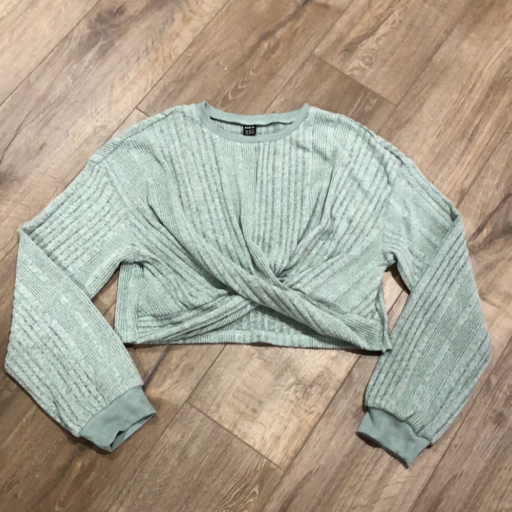 NWOT! - SHEIN Teddy Soft Twist Front Long Sleeve Crop Top